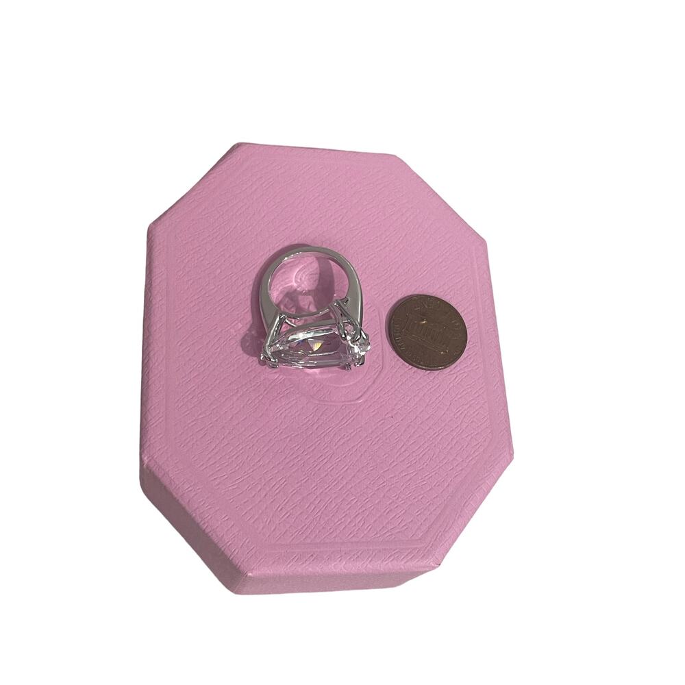 Swarovski Mesmera cocktail ring Trilliant cut, White, Rhodium plated USA 9 - Picture 7 of 9